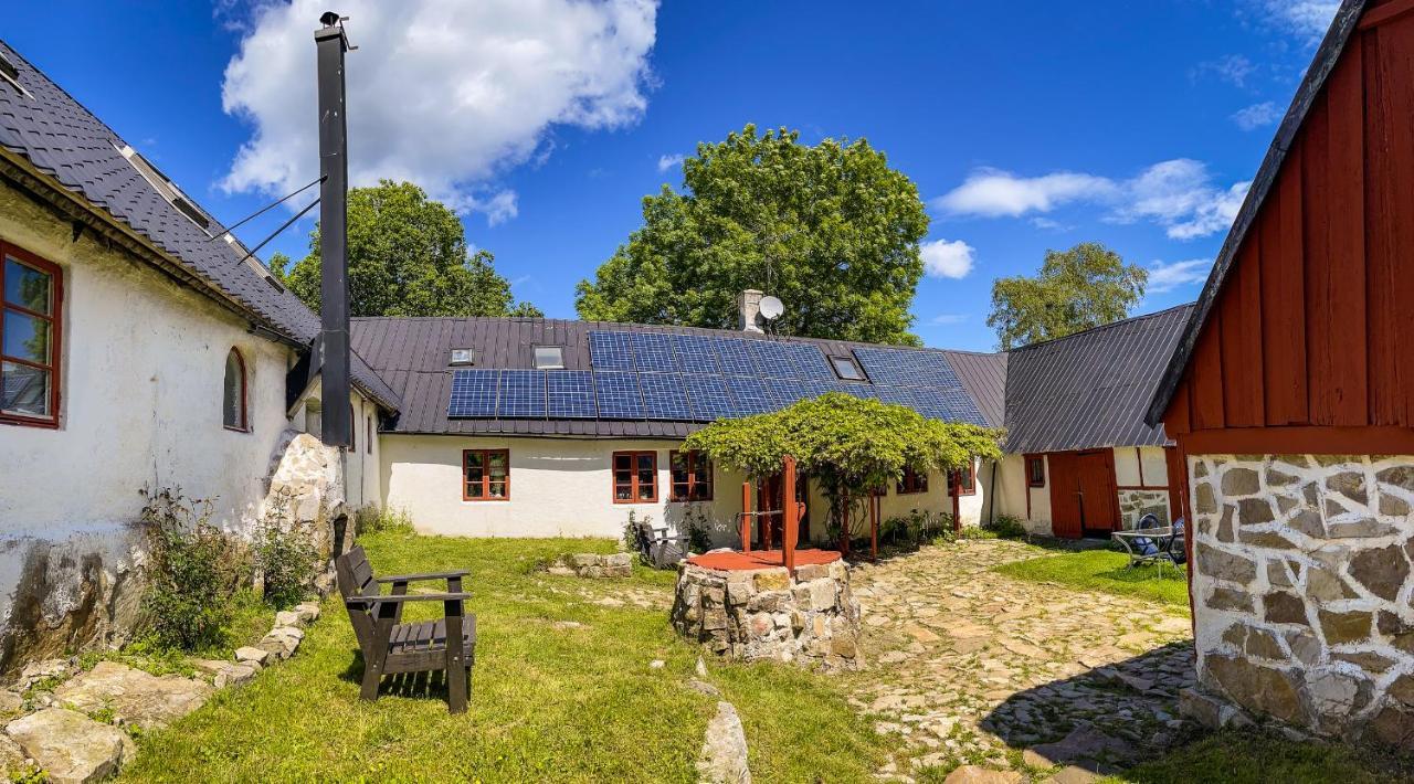 Tobishirdgård *
